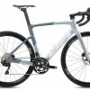 Vélo BH RS1 3.0 Carbone Shimano 105 11V 2023 Gris Métal -Vélos de Route Remise BH RS1 3.0 2023 gris blanc