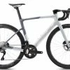 Vélo BH RS1 5.0 Carbone SHIMANO Ulégra 8150 Di2 12V 2023 Blanc Gris -Vélos de Route Remise BH RS1 5.0 2023 blanc gris