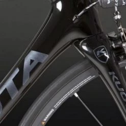 BH Vélo KUOTA Khan Shimano Ultégra 8000 11V 7 Kg -Vélos de Route Remise KUOTA khan noir 3