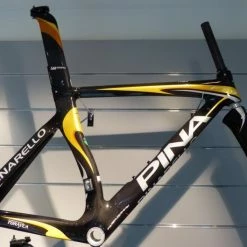 Vélo PINARELLO FT3 Carbone Shimano Ultégra 8000 11V Noir/gold/silver -Vélos de Route Remise cadre pinarello FT3 noir gold