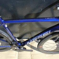 BH Vélo MASSI TEAM Race Carbone Shimano 105 Di2 12V Bleu -Vélos de Route Remise massi bleu 4 scaled 2