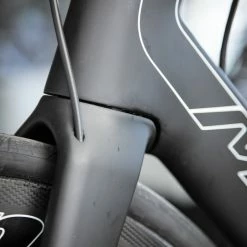 Vélo MERIDA REACTO 9000 Sram Red ETap 11V Noir Carbone Mat 10 Vélo MERIDA REACTO 9000 Sram Red ETap 11V Noir Carbone Mat -Vélos de Route Remise reacto 9000 1 1