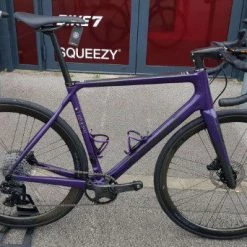 Vélo TIME ALPE D’HUEZ 01 DISC Campagnolo EKAR 13V Gloss Carbone Purple 12 Vélo TIME ALPE D’HUEZ 01 DISC Campagnolo EKAR 13V Gloss Carbone Purple -Vélos de Route Remise time 01 purple ekar 13